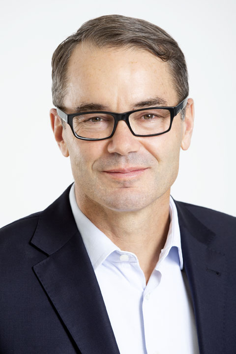 Simon Tucker